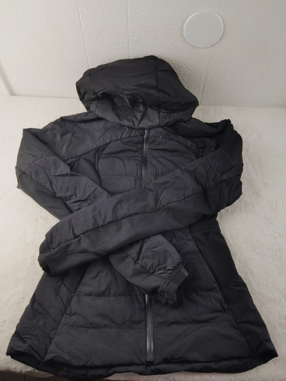 Lululemon Down For It All Jacket~ SIZE:2 Black